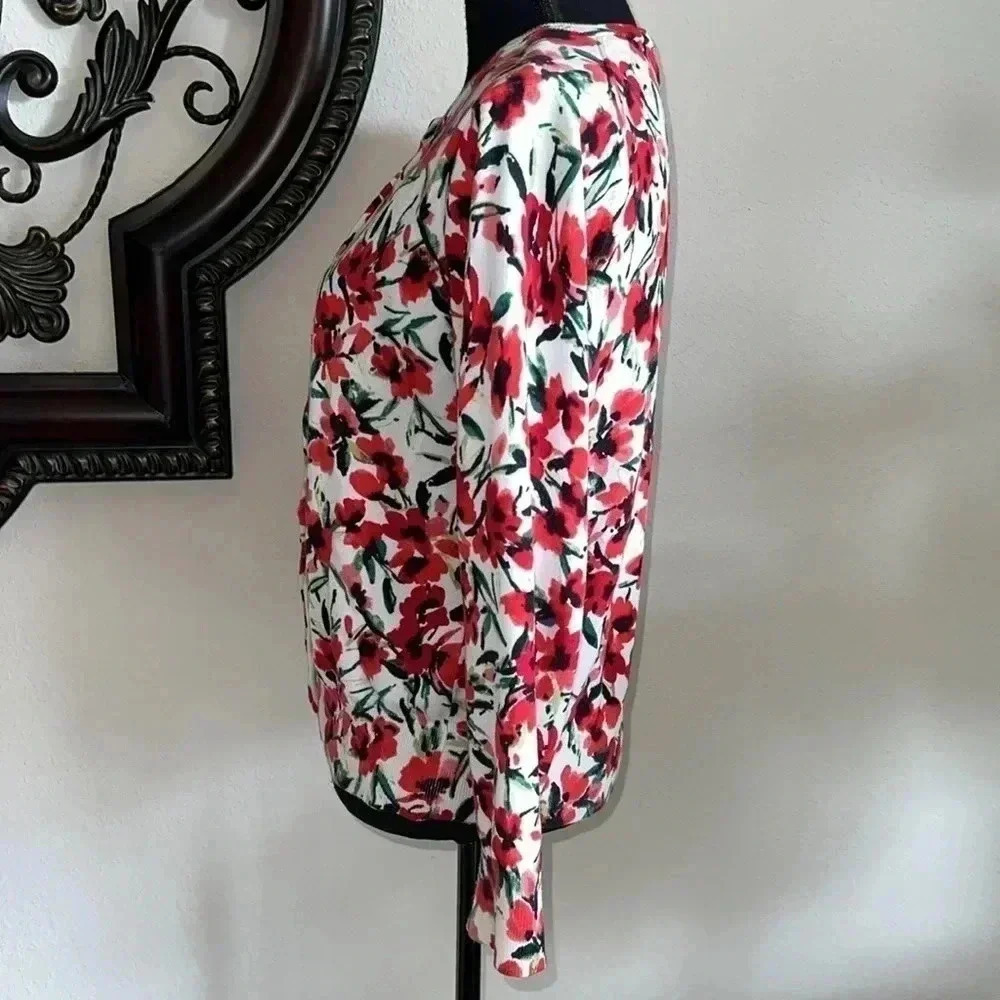 Land’s End Women’s Crewneck Cardigan Red Green Black Pink Floral Size M/P 10-12 - Picture 3 of 13